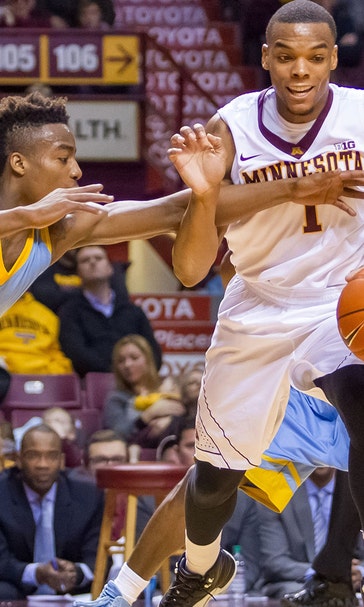 Gophers' Hollins displays veteran poise in rout of Southern